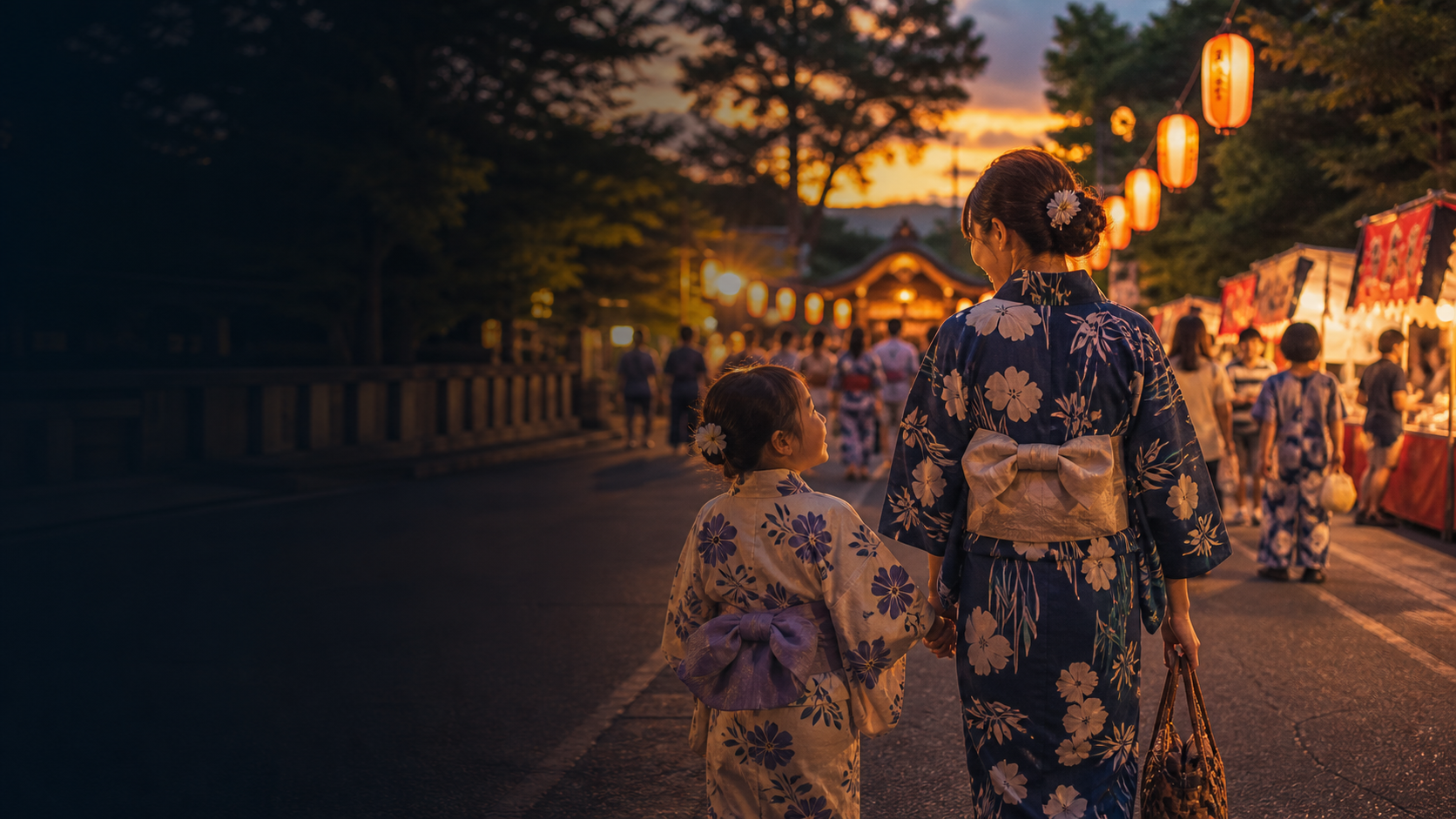 提灯の灯る夕方の夏祭りを親子で楽しむイメージ